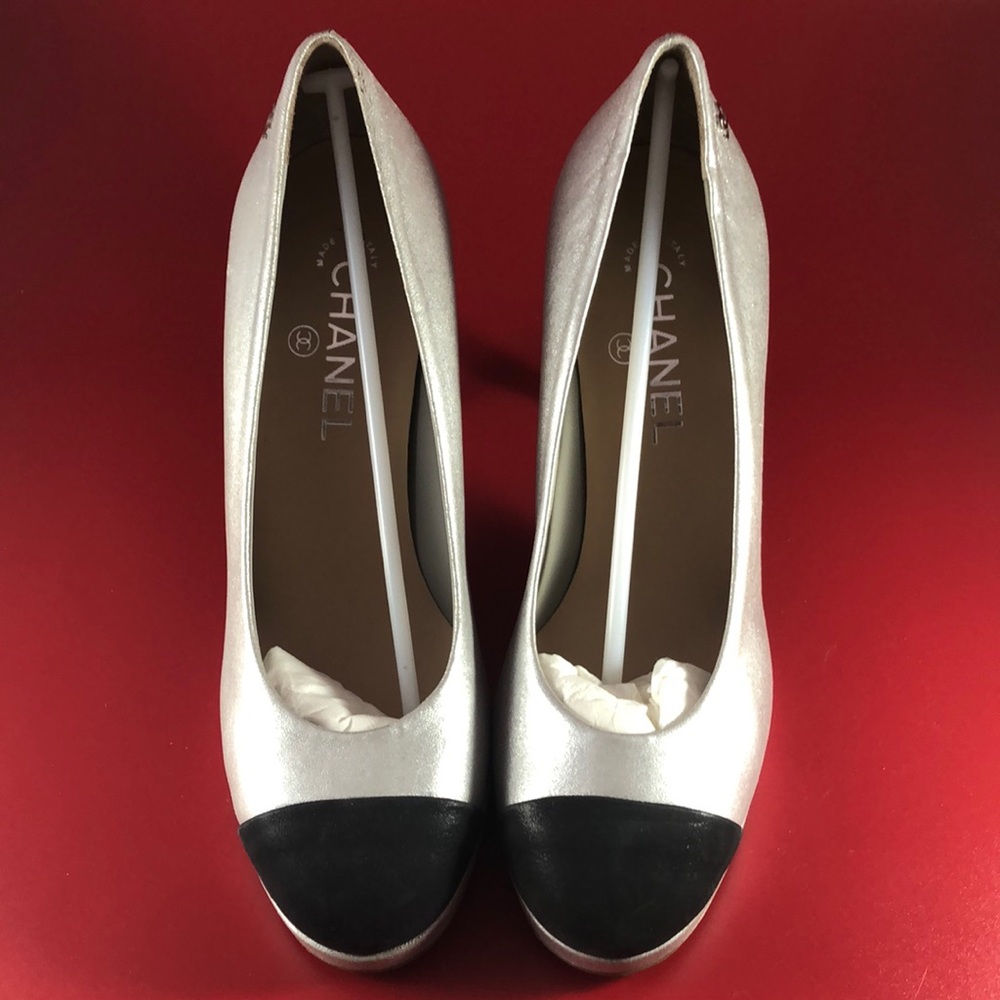 Chanel pumps